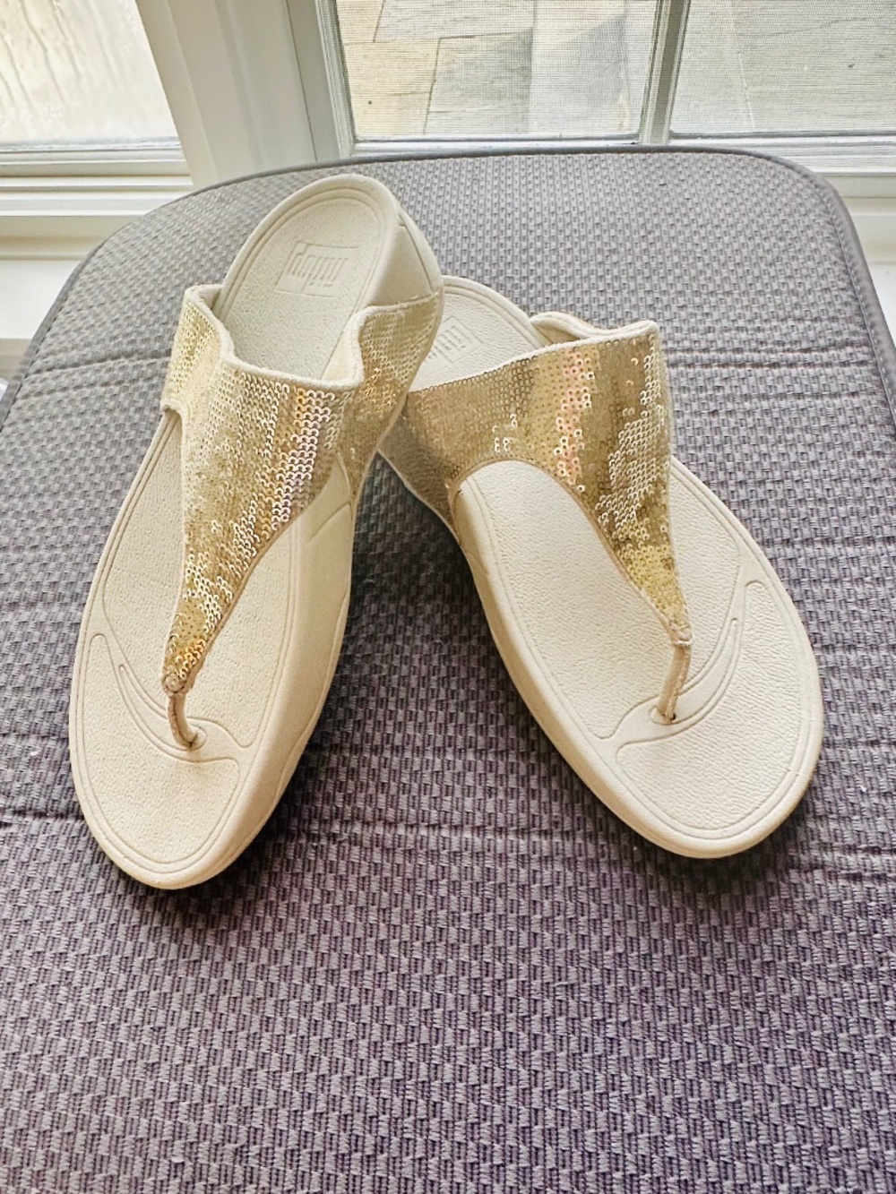NWOT Fit Flop Electra- size 9